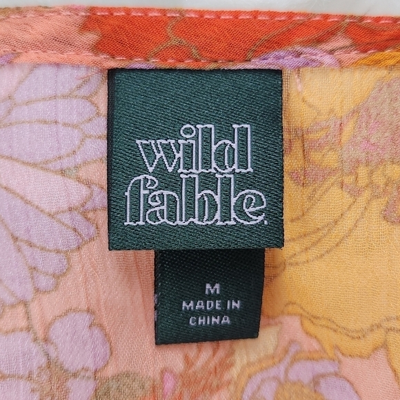 Wild Fable Bell Sleeve. Boho Floral Tie Front Top Size Medium. New without tags. - Picture 7 of 7